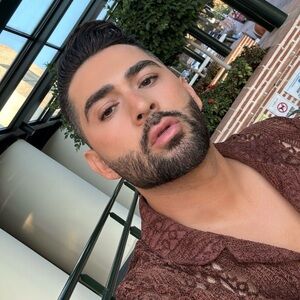 Meet your Posher, Anthony